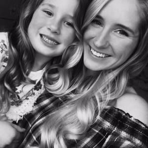 Meet your Posher, Caitlin